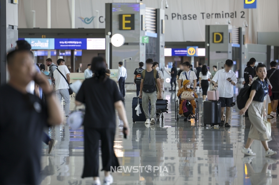 인천국제공항 제2여객터미널 출국장모습ⓒ뉴시스